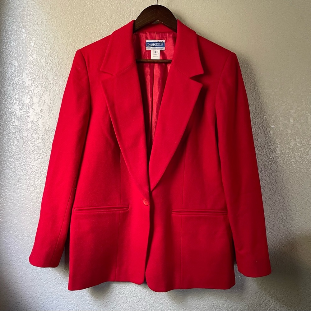 Vintage Pendleton Womens 6 Virgin Wool Red Blazer Suit Coat Holiday Office